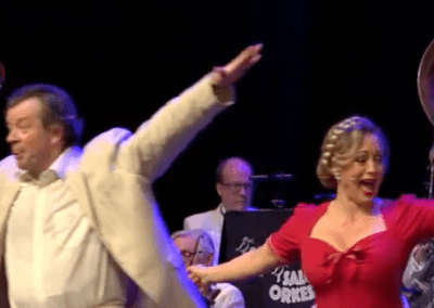 Harald Leander och Karin Bergquist i Salongsorkesterns "På återseende"